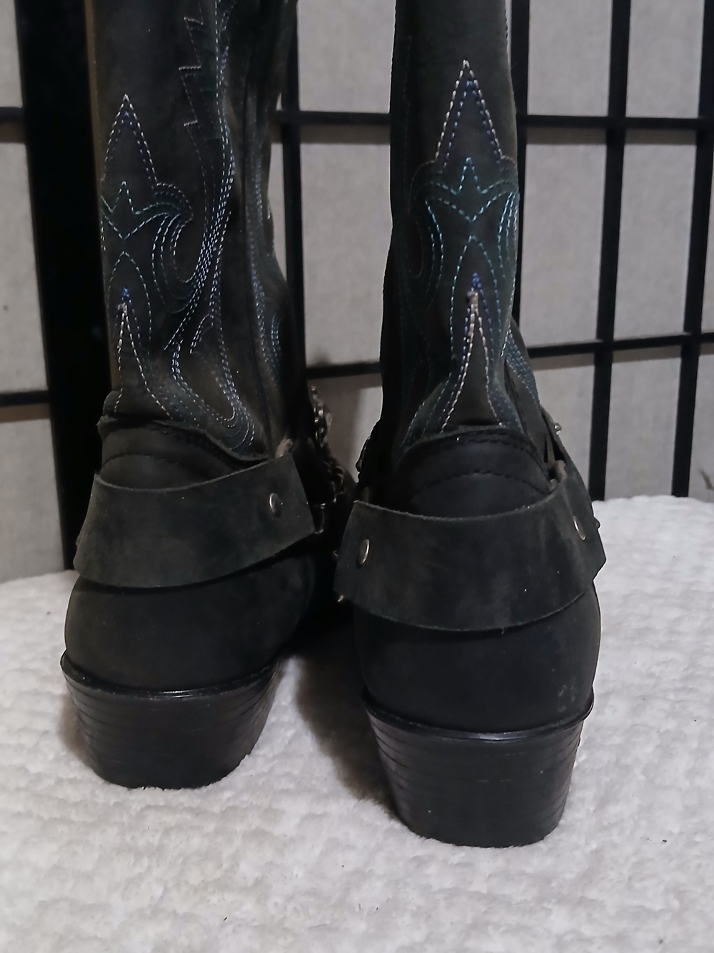 Black Studded Western Heeled Boots with Chain Accent - Picture 8 of 11